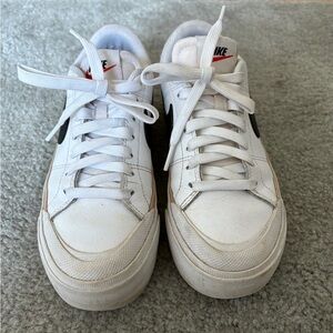 Womens Nike Court Legacy Lift ‘White Hemp’ US 5.5